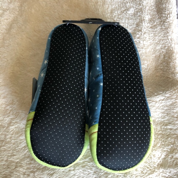 The Child slippers - Picture 2 of 3